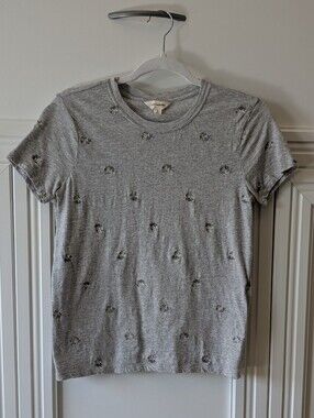 Lucky Brand Slightly Distressed Gray Embroidered Tee. Small.